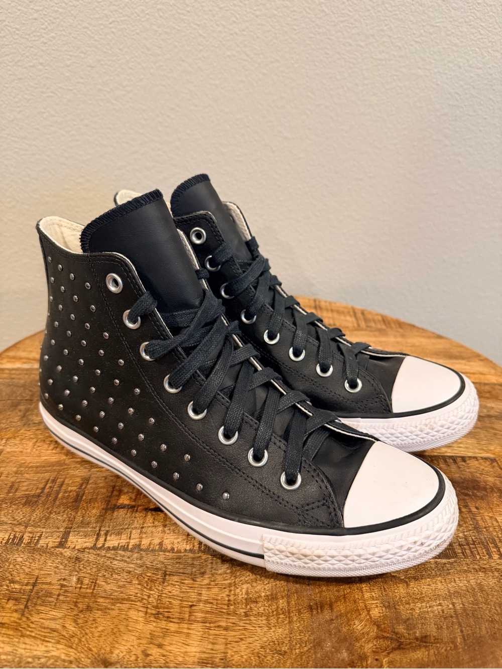 Converse Chuck Taylor All Star Leather Studded High Top Sneakers  Size 10